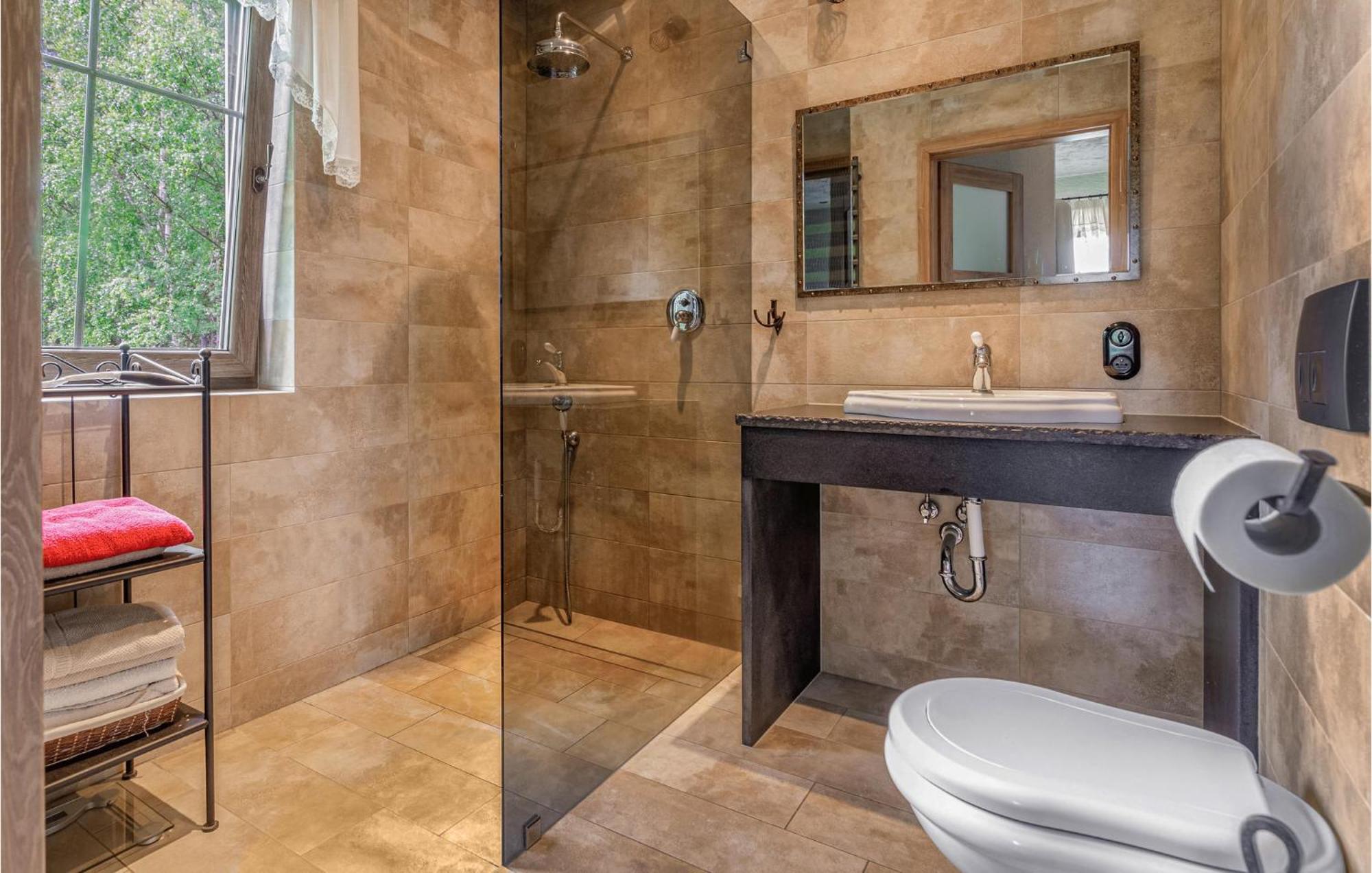 Amazing Home In Gniewino With Kitchen Εξωτερικό φωτογραφία