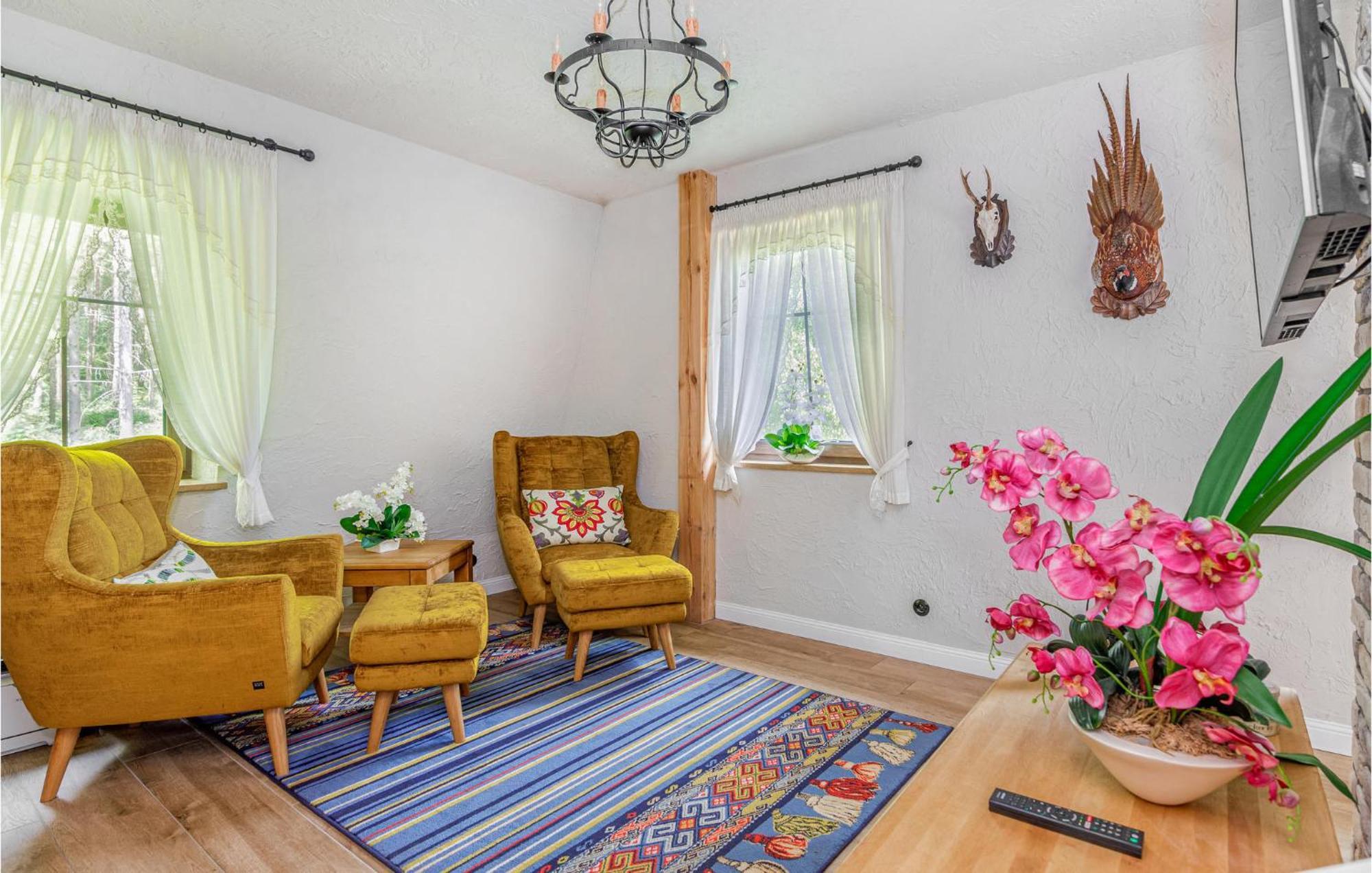 Amazing Home In Gniewino With Kitchen Εξωτερικό φωτογραφία